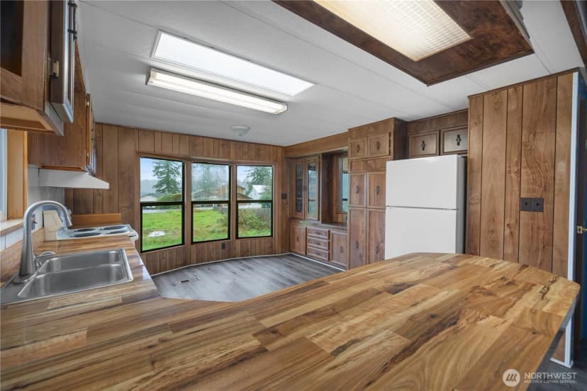 Property photo for 9823 Whitecap Drive Nw, Olympia photo 13