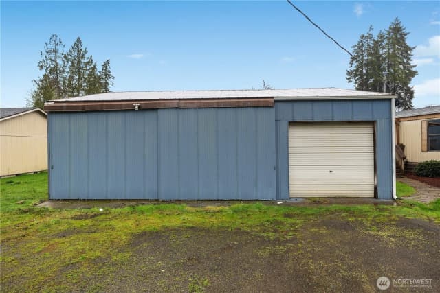 Property photo for 9823 Whitecap Drive Nw, Olympia photo 4
