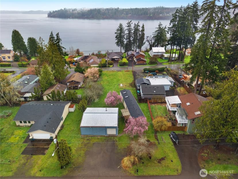 Property photo for 9823 Whitecap Drive Nw, Olympia photo 5