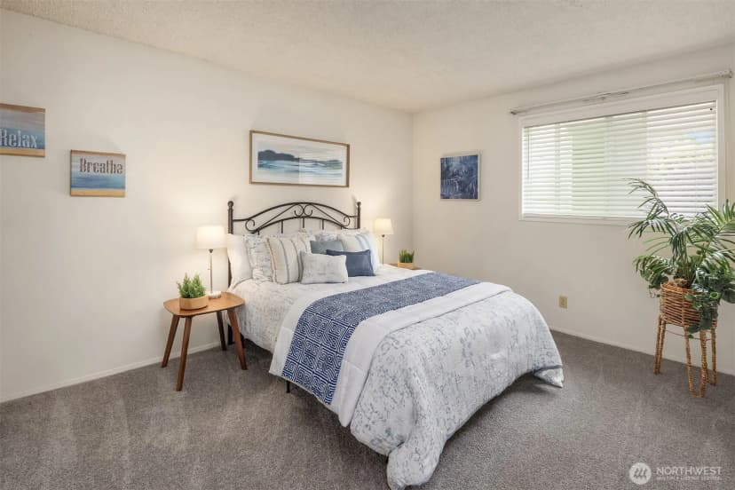 Property photo for 9710 5th Avenue Ne #503, Seattle photo 19