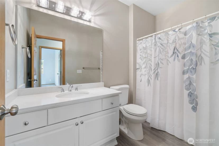 Property photo for 17610 134th Lane Se, Renton photo 18