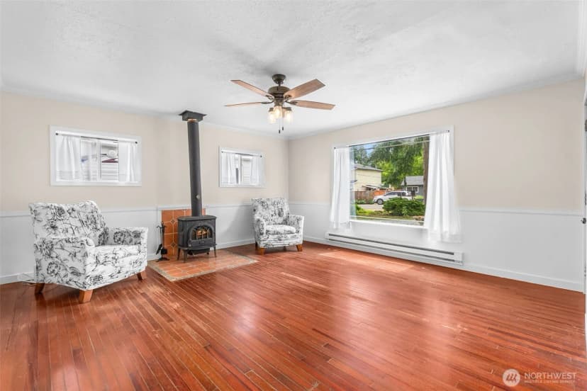Property photo for 626 Sw 142nd Street, Burien photo 28