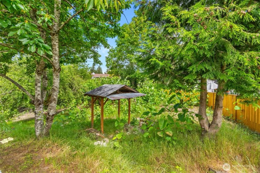 Property photo for 626 Sw 142nd Street, Burien photo 10