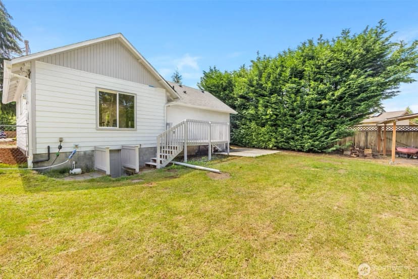 Property photo for 626 Sw 142nd Street, Burien photo 11