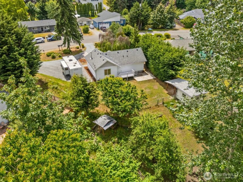 Property photo for 626 Sw 142nd Street, Burien photo 7