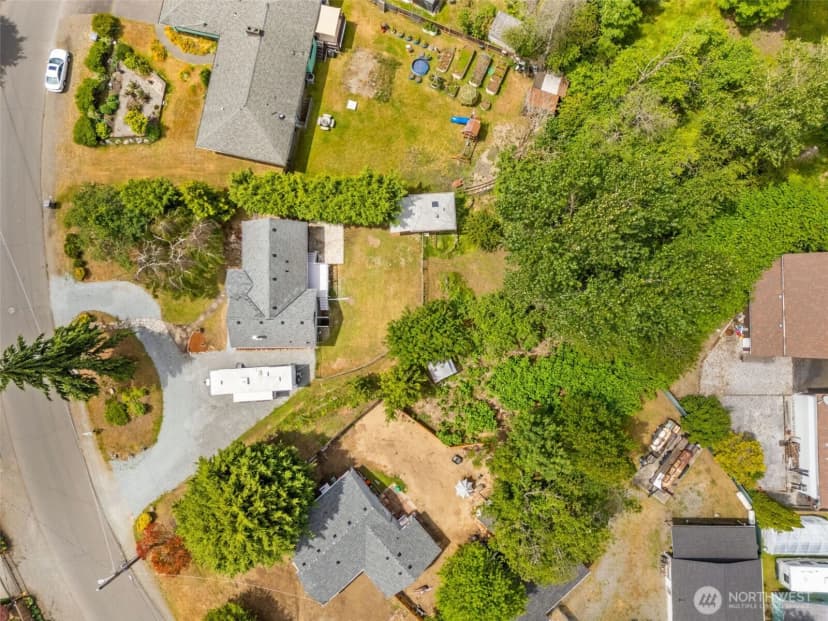Property photo for 626 Sw 142nd Street, Burien photo 4