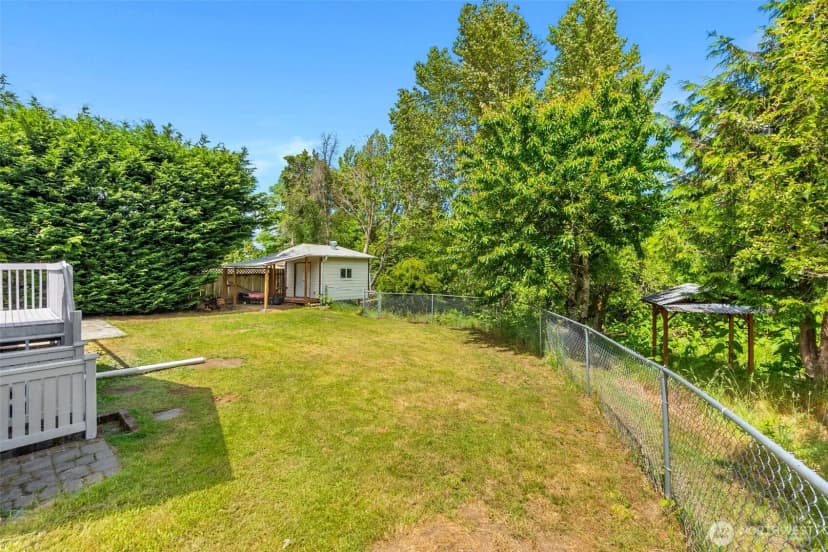 Property photo for 626 Sw 142nd Street, Burien photo 12