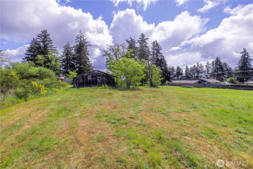 Property photo for 13706 C Street S, Tacoma photo 5