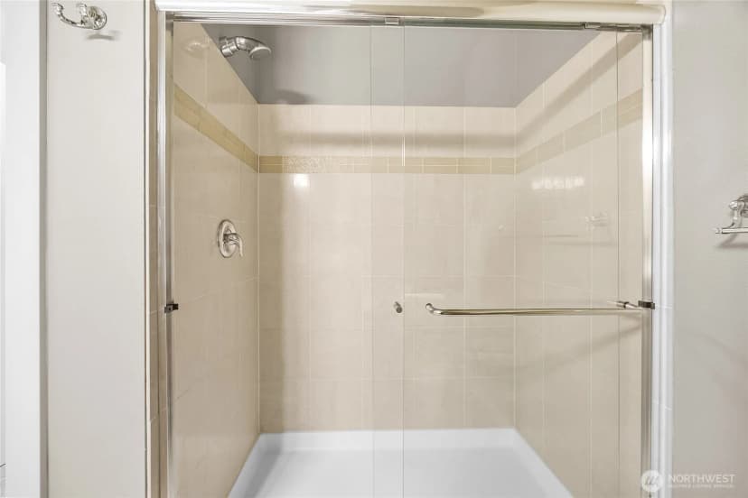 Property photo for 1501 Tacoma Avenue S #312, Tacoma photo 24