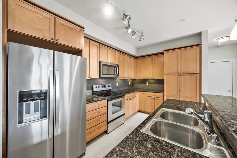 Property photo for 1501 Tacoma Avenue S #312, Tacoma photo 8