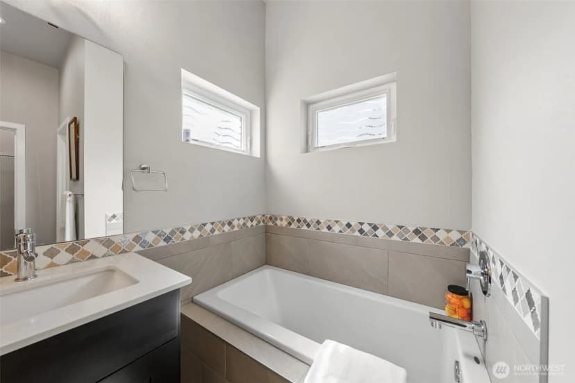 Property photo for 1086 Collier Place Sw #n35, Issaquah photo 15