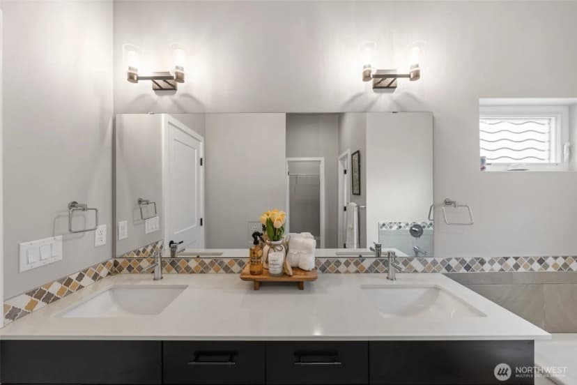 Property photo for 1086 Collier Place Sw #n35, Issaquah photo 14