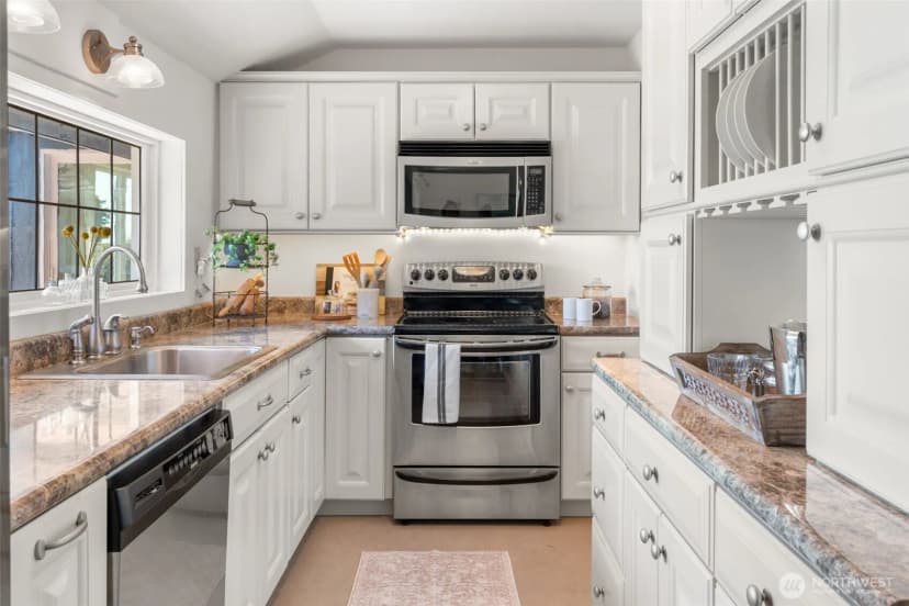 Property photo for 4448 S Shore Drive, Anacortes photo 19