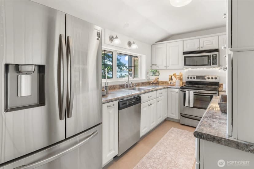Property photo for 4448 S Shore Drive, Anacortes photo 17