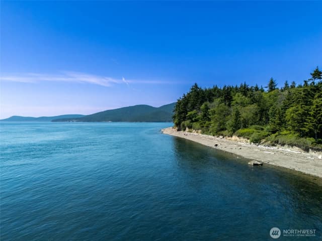 Property photo for 4448 S Shore Drive, Anacortes photo 4