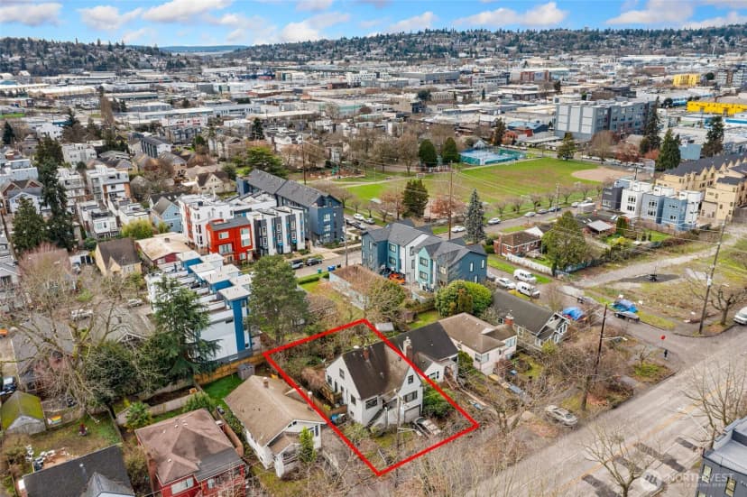 Property photo for 837 Nw Market Street, Seattle photo 8