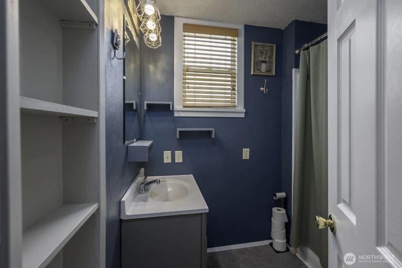 Property photo for 1015 Morgan Street, Davenport photo 7