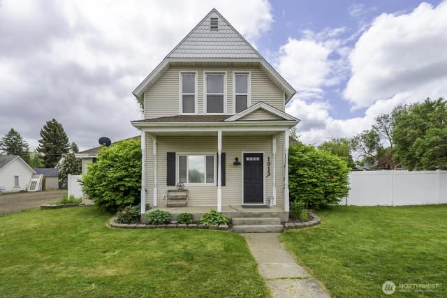 Property photo for 1015 Morgan Street, Davenport