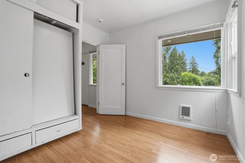 Property photo for 3706 W Arsenal, Bremerton photo 10