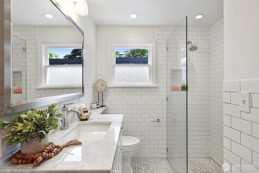 Property photo for 6605 57th Avenue Ne, Seattle photo 20