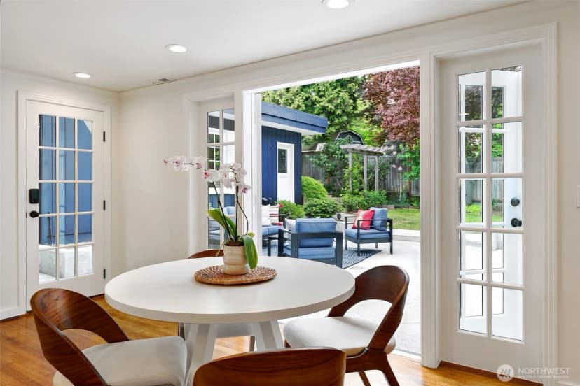 Property photo for 6605 57th Avenue Ne, Seattle photo 14