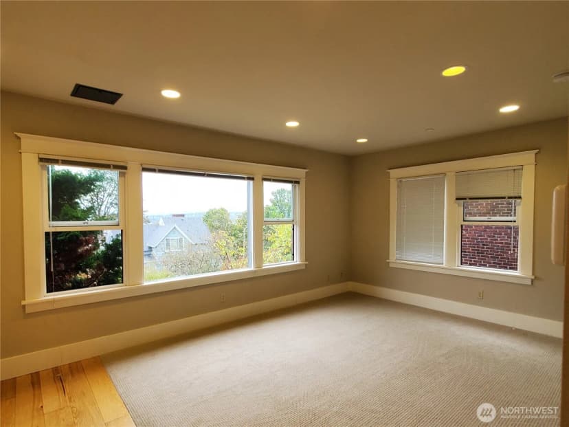 Property photo for 109 115 30th Avenue, Seattle photo 16