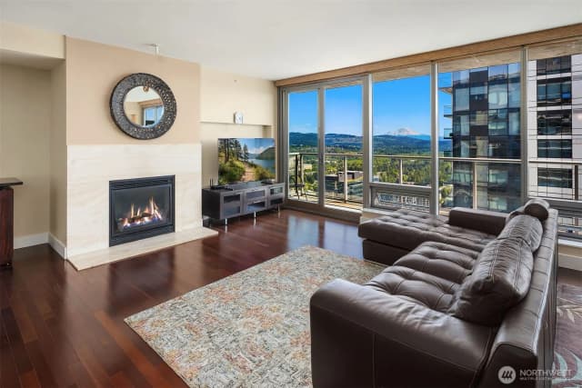 Property photo for 650 Bellevue Way Ne ##3802, Bellevue photo 2