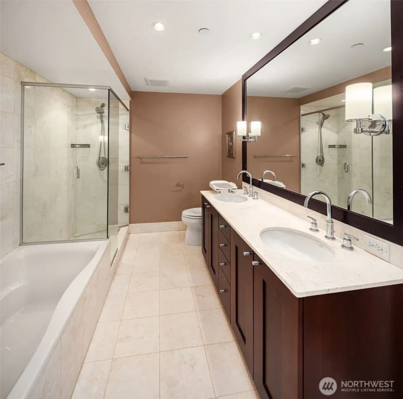 Property photo for 650 Bellevue Way Ne ##3802, Bellevue photo 19