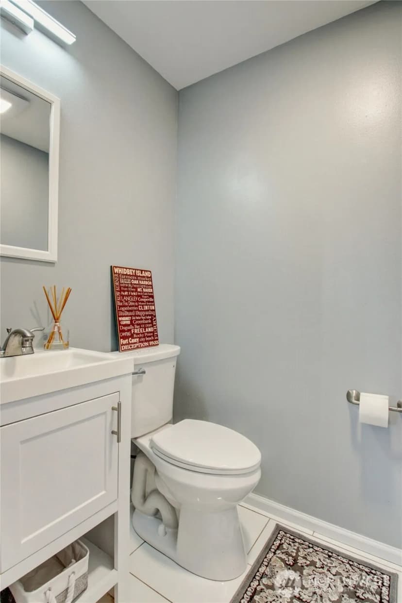 Property photo for 983 Ne O'leary Street, Oak Harbor photo 15