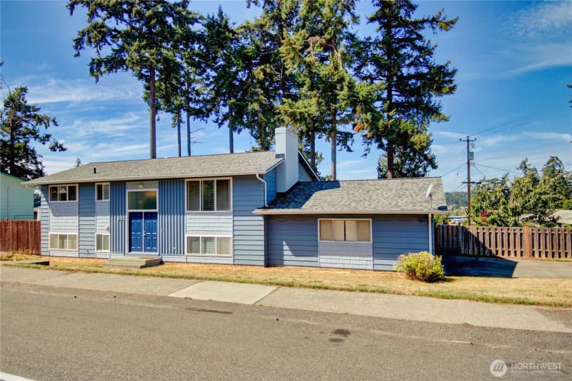 Property photo for 983 Ne O'leary Street, Oak Harbor photo 35