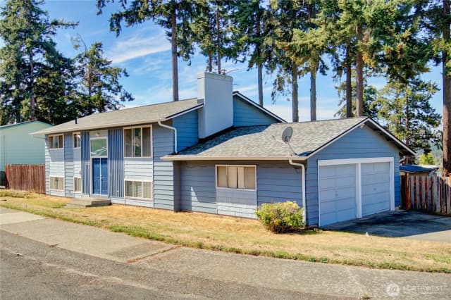 Property photo for 983 Ne O'leary Street, Oak Harbor