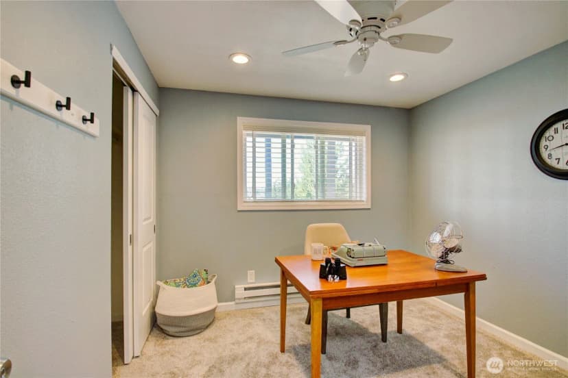 Property photo for 983 Ne O'leary Street, Oak Harbor photo 14