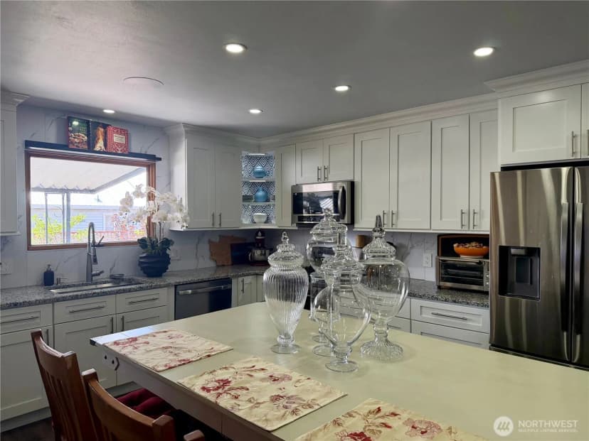 Property photo for 104 E 1st Avenue, Odessa photo 16