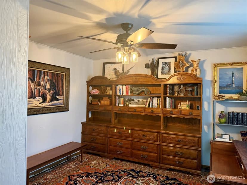 Property photo for 104 E 1st Avenue, Odessa photo 24