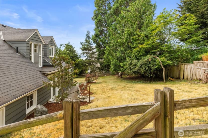 Property photo for 1231 Monroe Street, Port Townsend photo 37