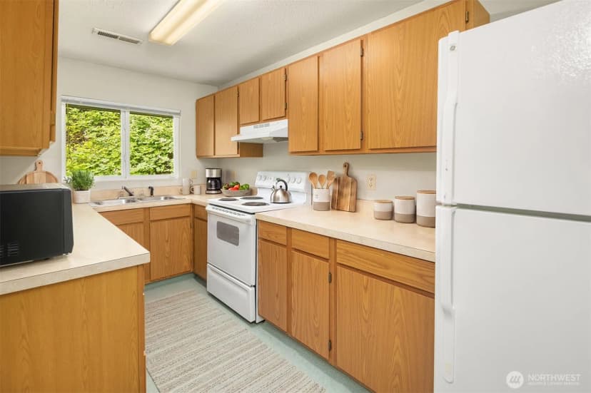 Property photo for 12801 Se 22nd Place, Bellevue photo 16