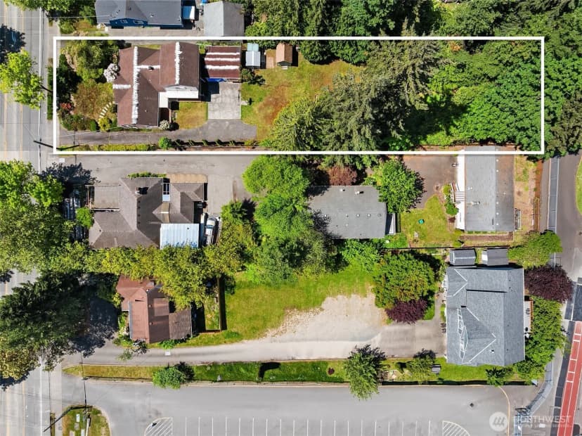 Property photo for 320 Ne 185th Street, Shoreline photo 25