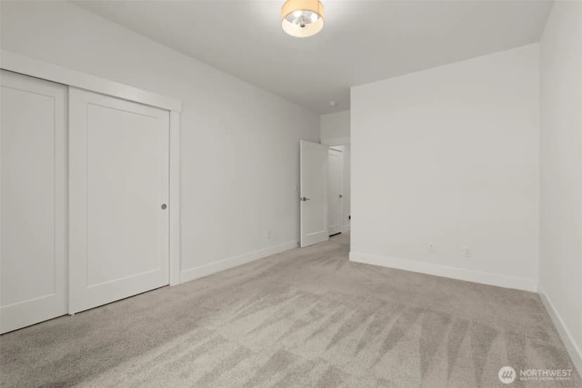 Property photo for 7708 Zircon Drive Sw, Lakewood photo 16
