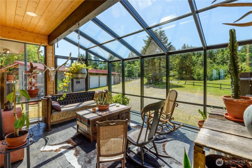 Property photo for 1743 Freshwater Bay Road, Port Angeles photo 12