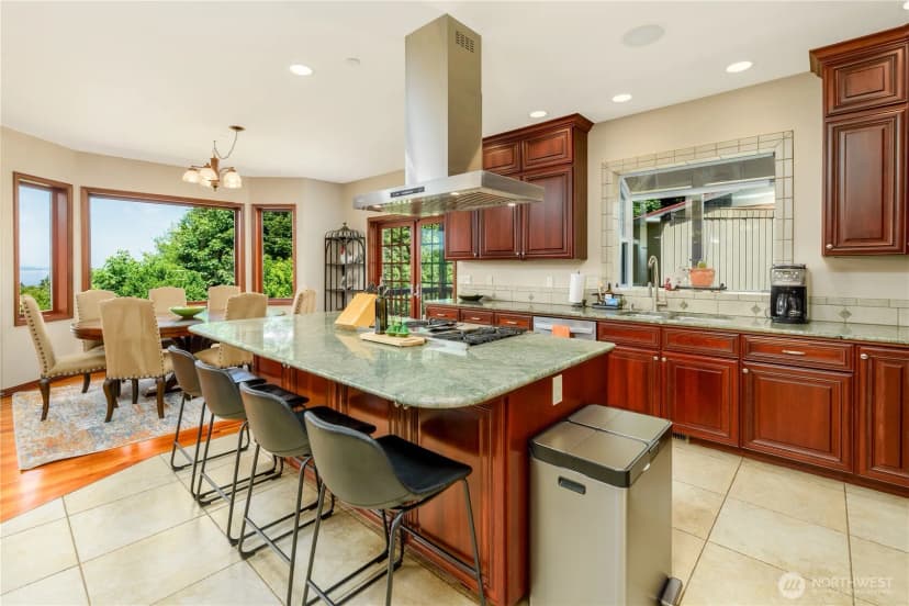Property photo for 1743 Freshwater Bay Road, Port Angeles photo 11