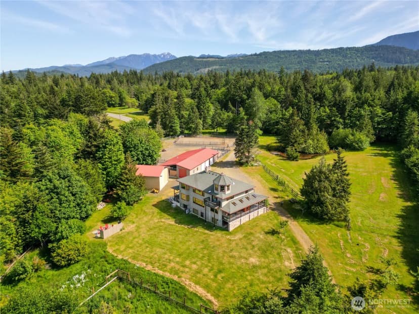 Property photo for 1743 Freshwater Bay Road, Port Angeles photo 36