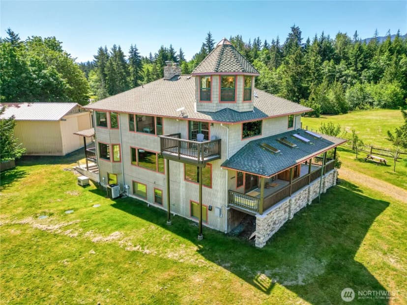 Property photo for 1743 Freshwater Bay Road, Port Angeles photo 34