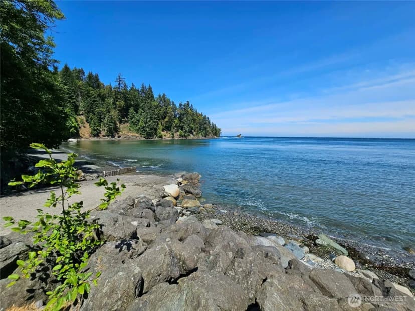 Property photo for 1743 Freshwater Bay Road, Port Angeles photo 38