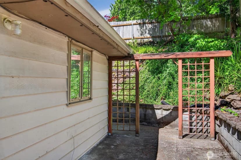 Property photo for 1411 Miller Drive, Kelso photo 8