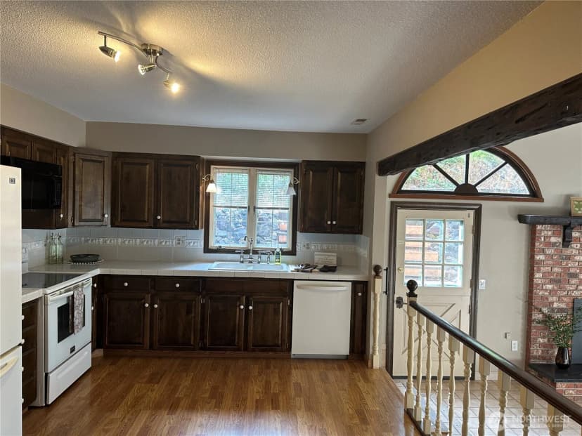 Property photo for 1411 Miller Drive, Kelso photo 15