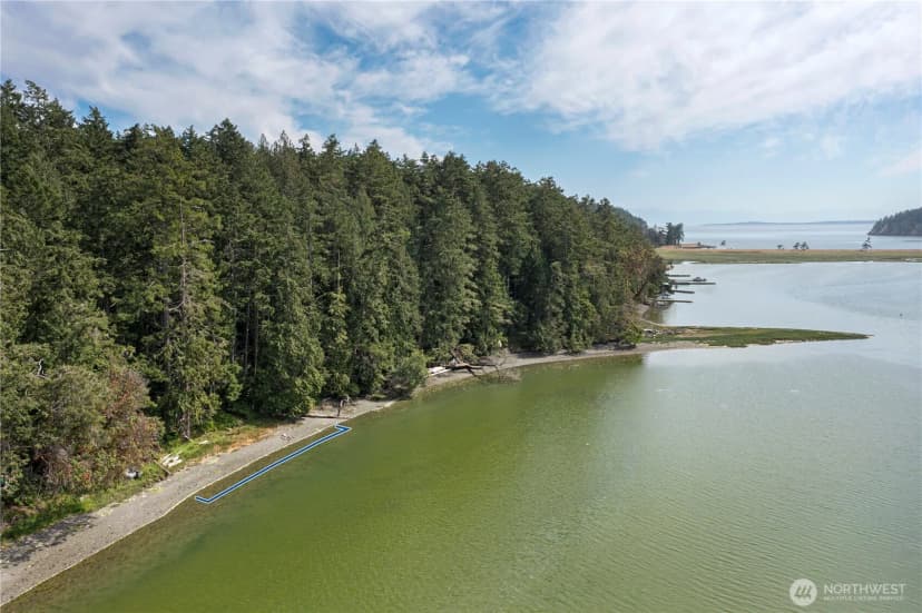 Property photo for 16 Driftwood Drive, Henry Island photo 12