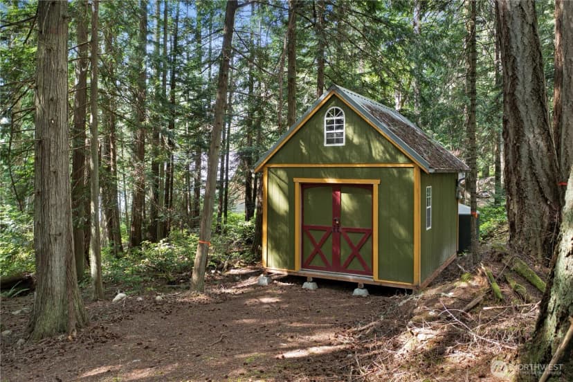 Property photo for 16 Driftwood Drive, Henry Island photo 4