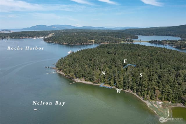 Property photo for 16 Driftwood Drive, Henry Island photo 5