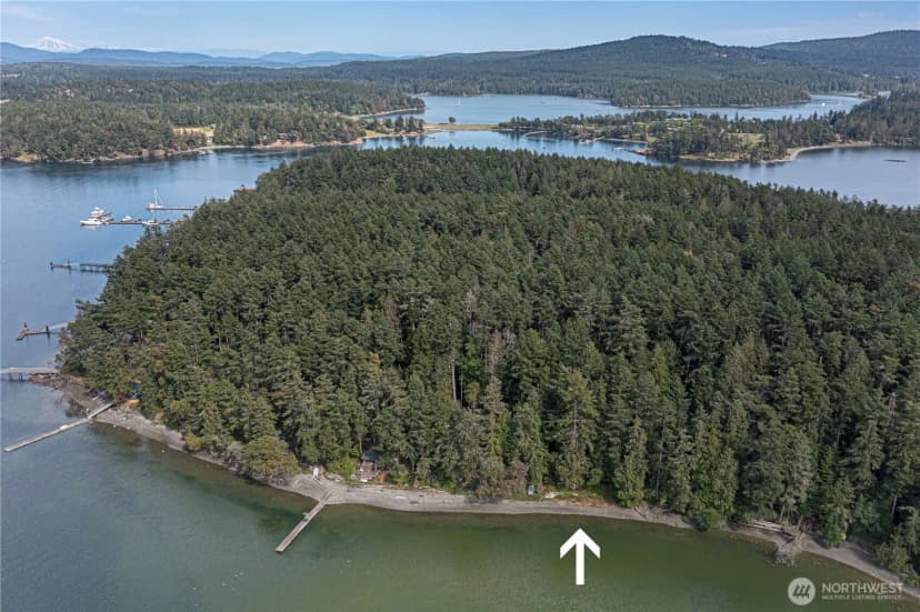Property photo for 16 Driftwood Drive, Henry Island photo 10