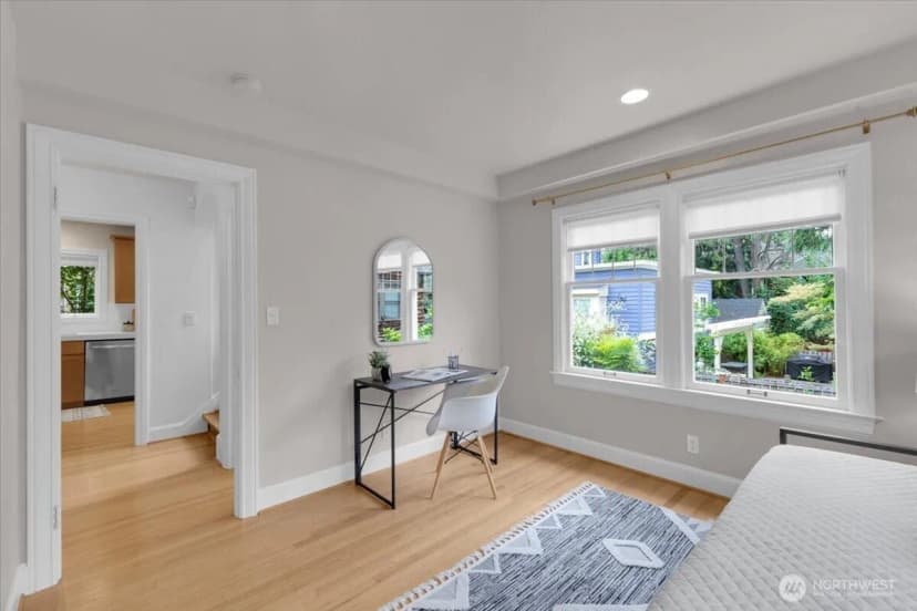 Property photo for 1955 21st Avenue E, Seattle photo 16